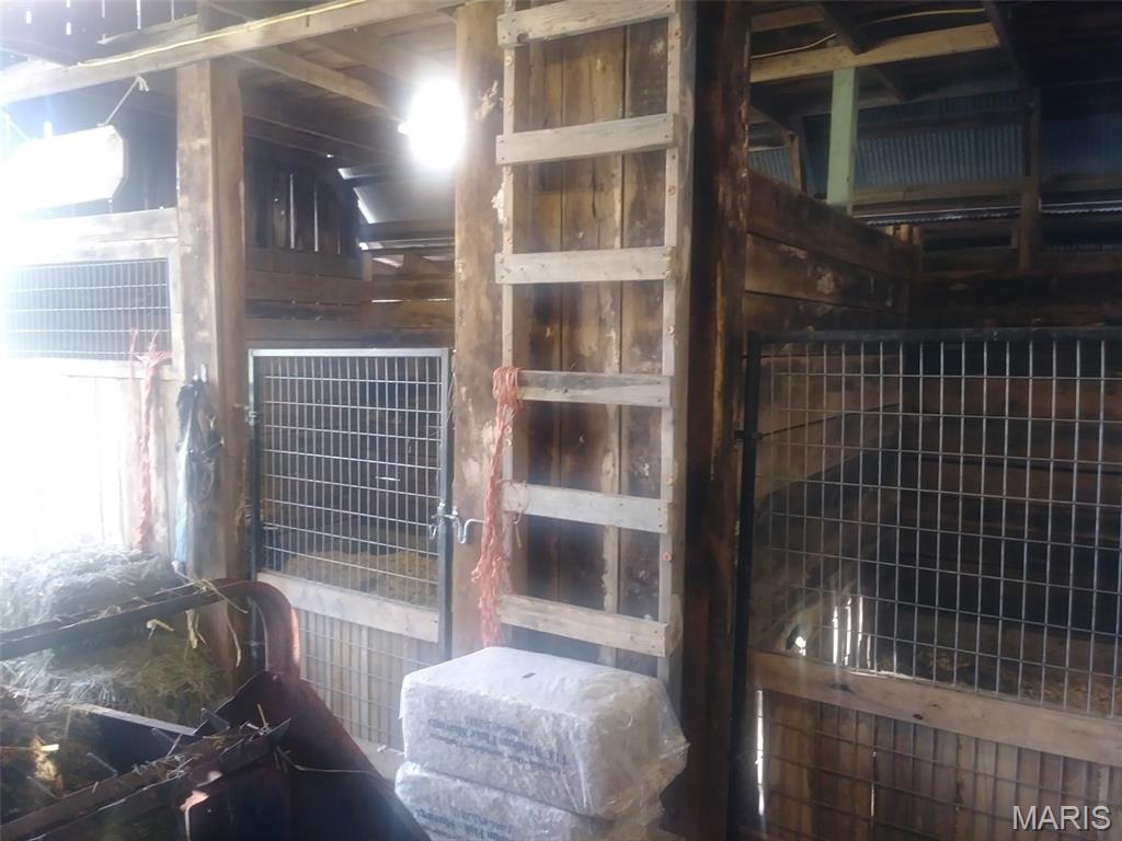 12112 Highway 17 Roby, MO 65557 - Photo 44 of 47