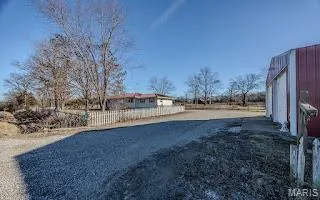 $365,000 | 12112 Highway 17, Roby, MO 65557