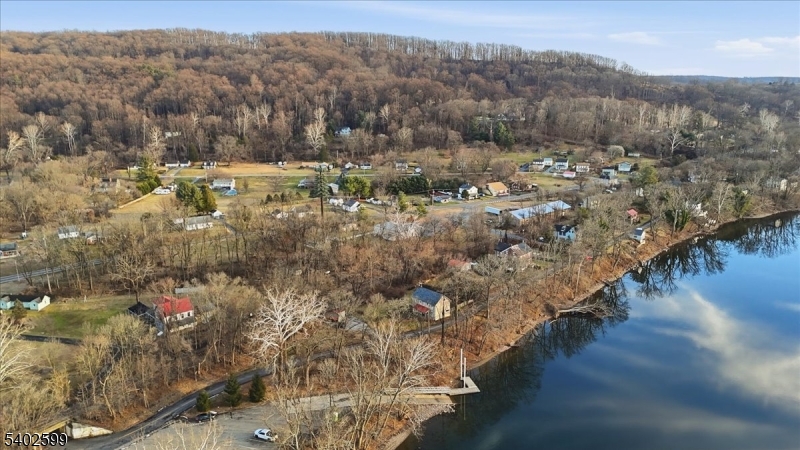 17 Old River Road Milford, NJ 08848 - Photo 40 of 46 a view of a city
