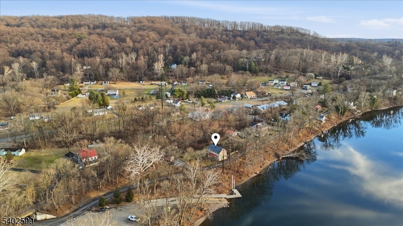 17 Old River Road Milford, NJ 08848 - Photo 41 of 46 a view of a city