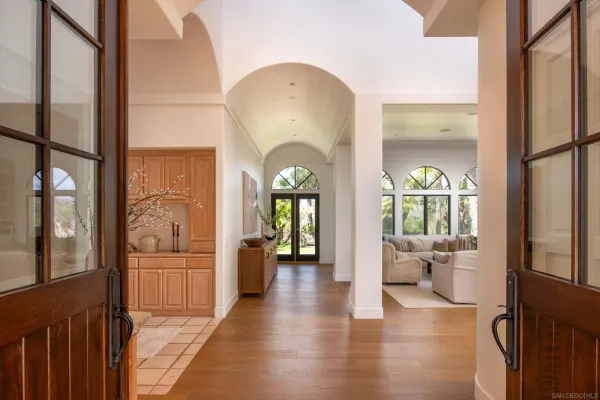 $5,950,000 | 18044 Loma Alegre, Rancho Santa Fe, CA 92067