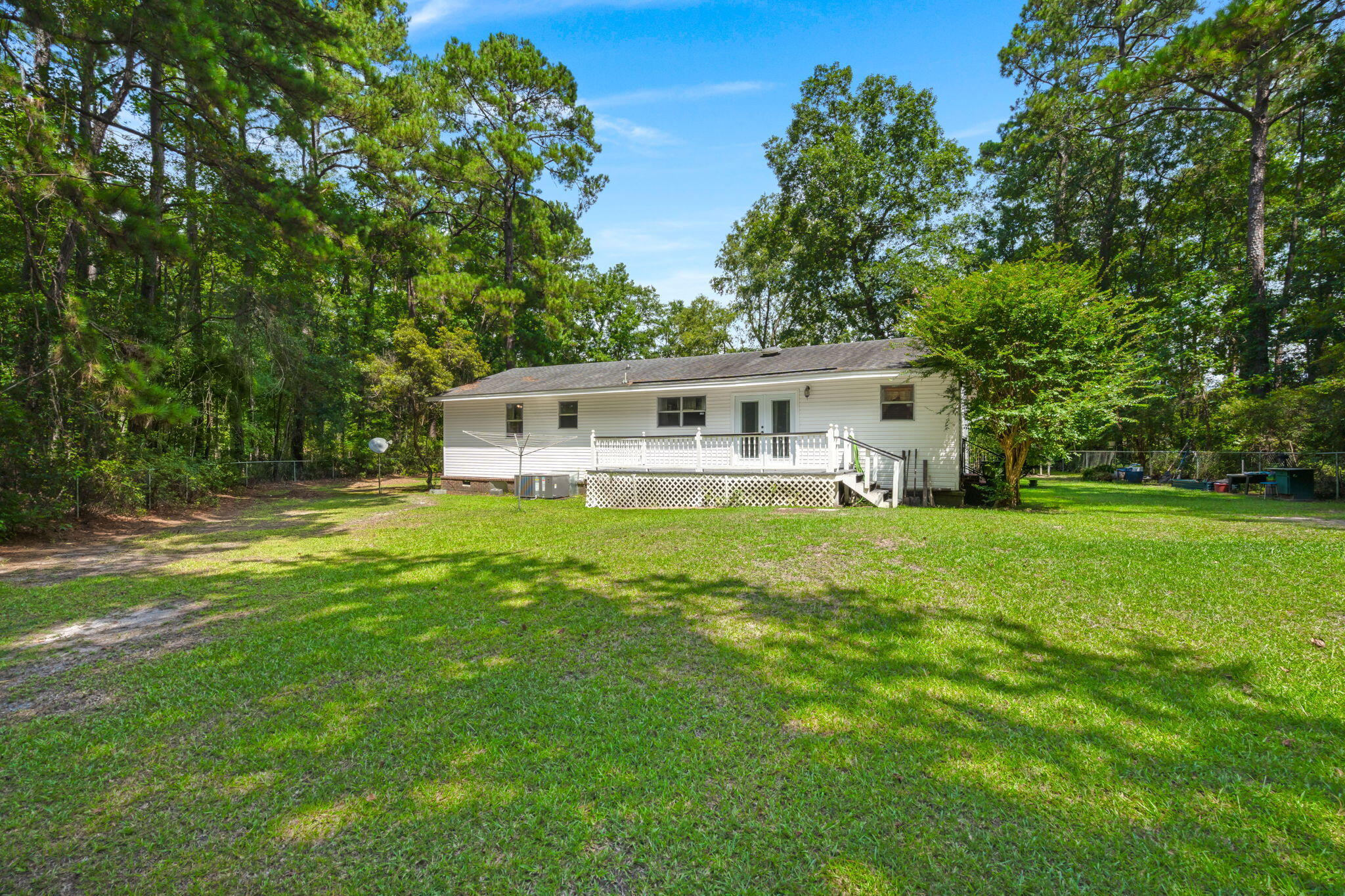 1387 Jedburg Road Summerville, SC 29486 - Photo 27 of 40 31