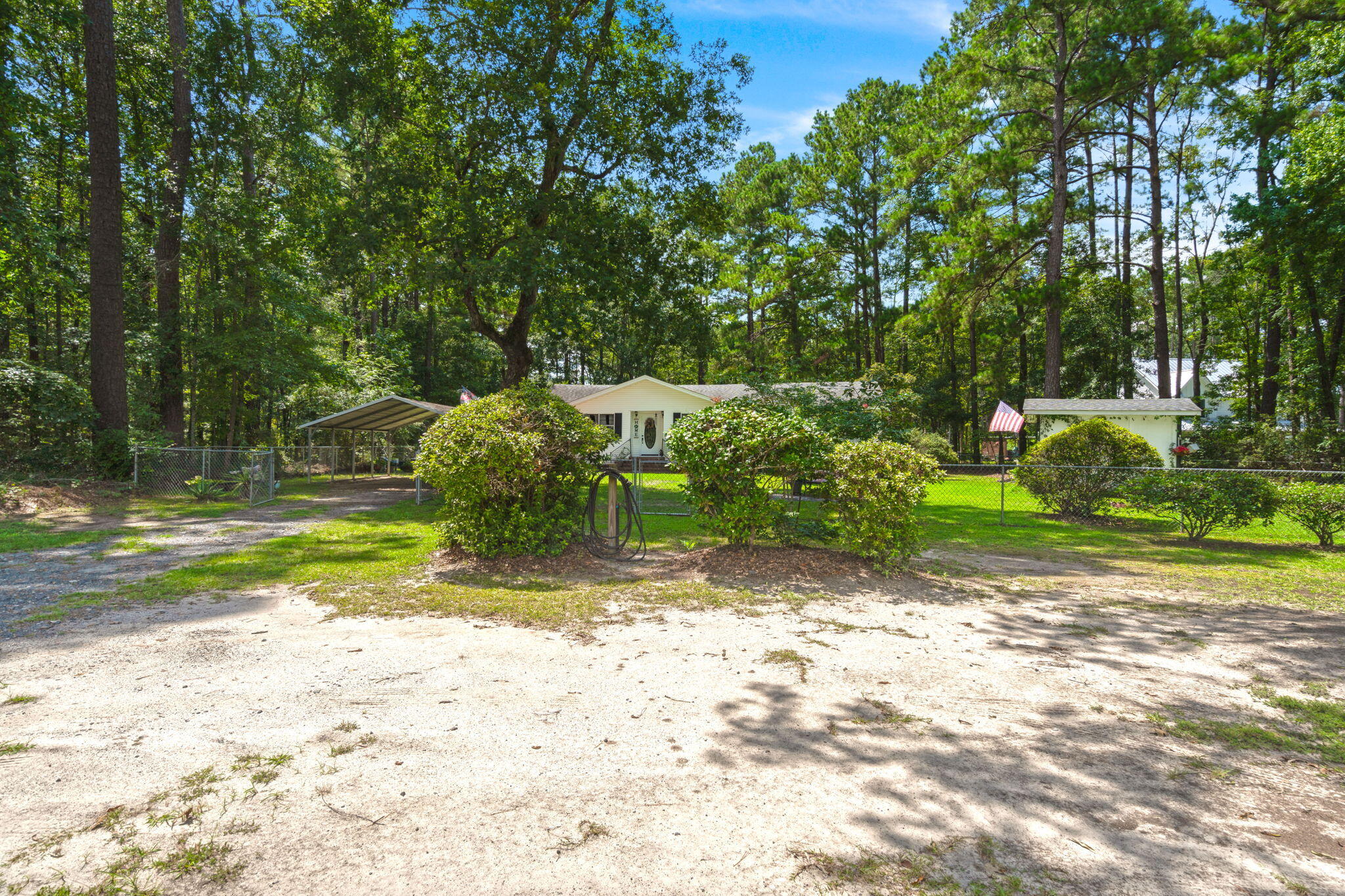 1387 Jedburg Road Summerville, SC 29486 - Photo 38 of 40 5