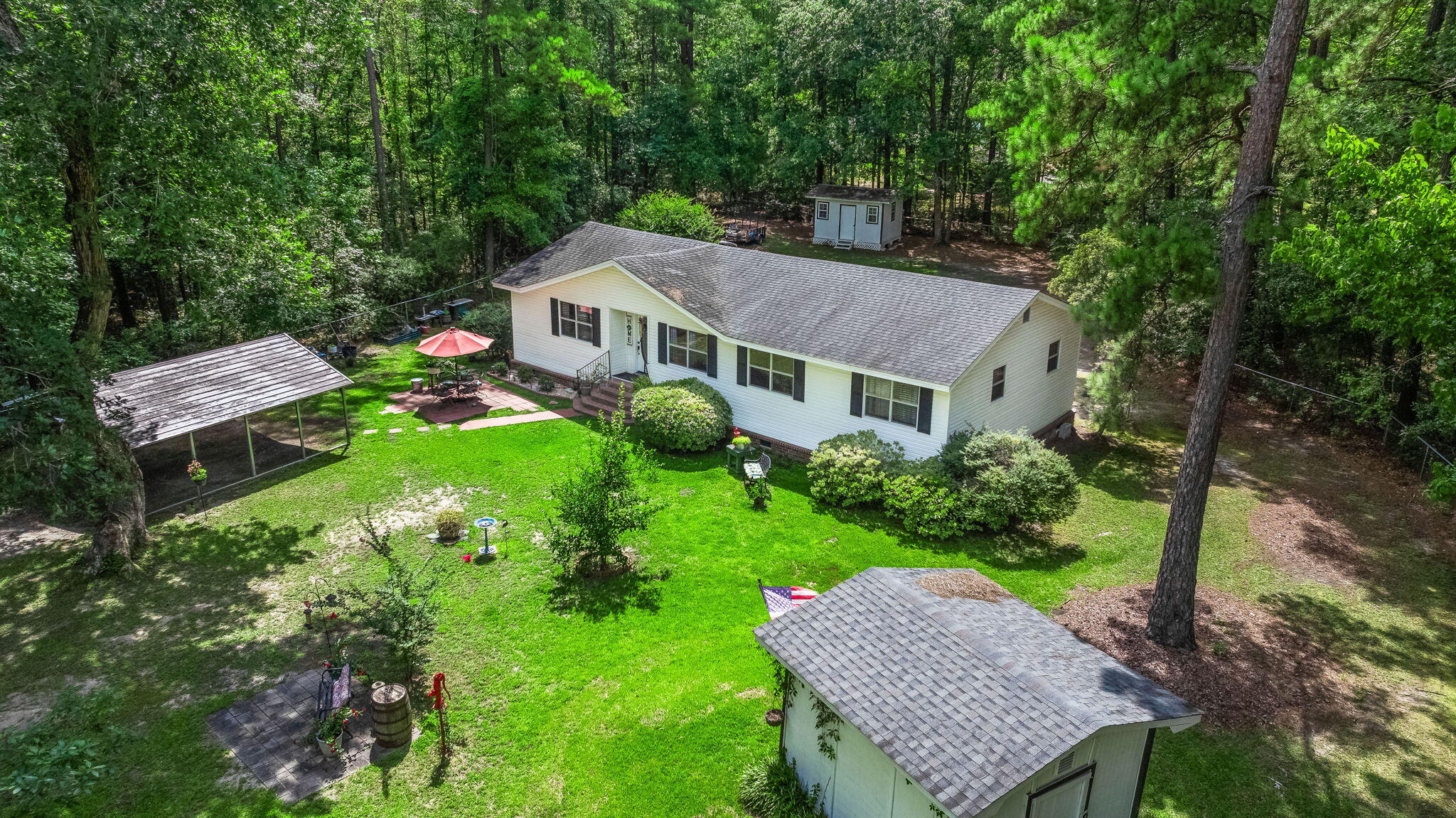 1387 Jedburg Road Summerville, SC 29486 - Photo 4 of 40 8