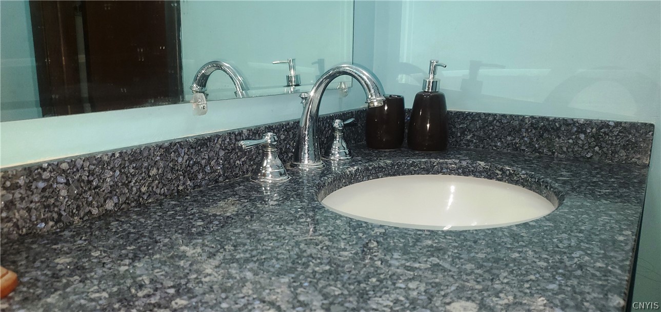 8036 Princess Path Liverpool, NY 13090 - Photo 23 of 34 Gallery Image 23