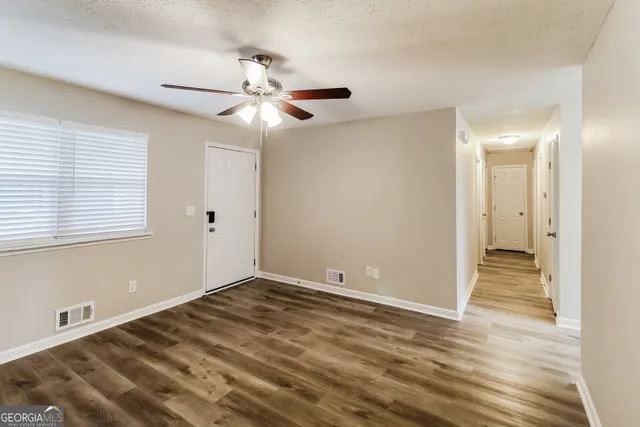 $1,710 | 635 Lakeridge Circle Southeast, Conyers, GA 30094