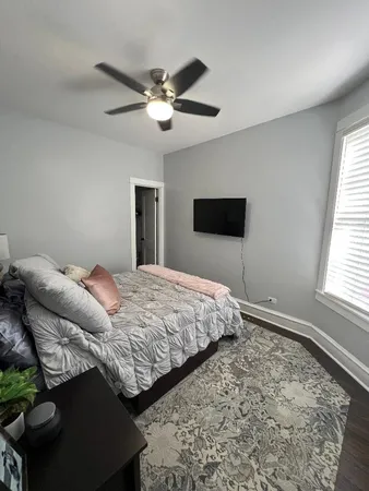 $3,800 | 3327 North Hamilton Avenue, Unit 2F, Chicago, IL 60618