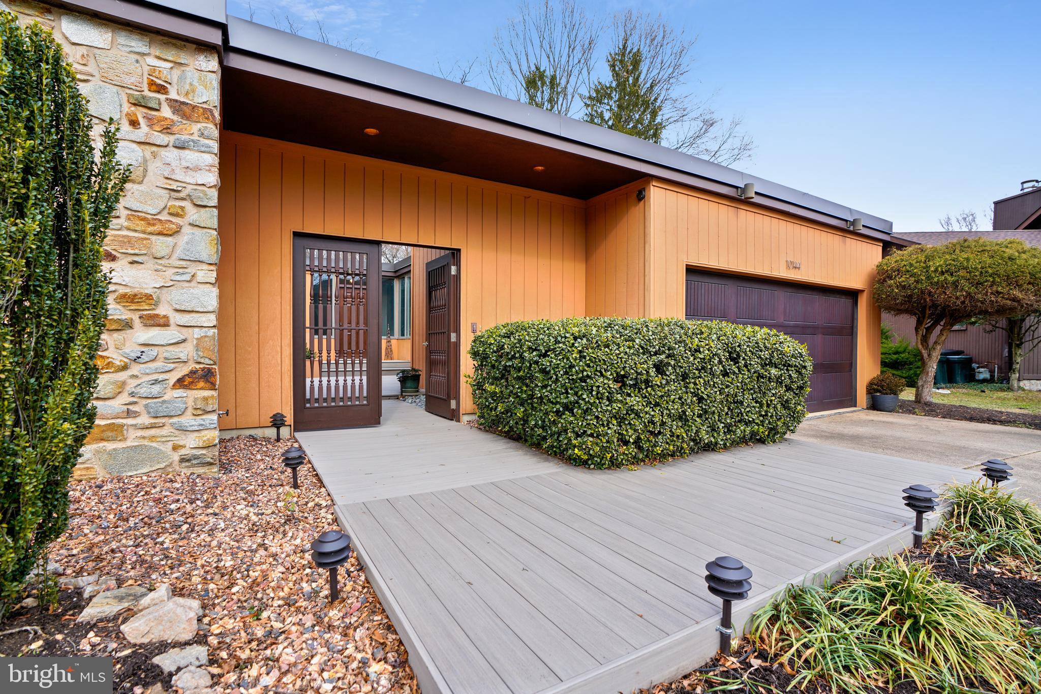 10144 Spring Pools Lane Columbia, MD 21044 - Photo 5 of 71 Gallery Image 5