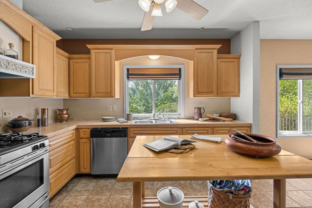 897 Townsend-Sackman Road Colville, WA 99114 - Photo 16 of 49 Gallery Image 16