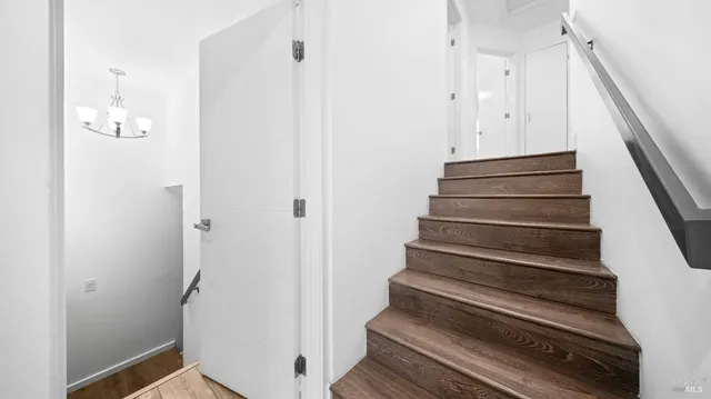 $689,900 | 2364 Clay Street, Napa, CA 94559