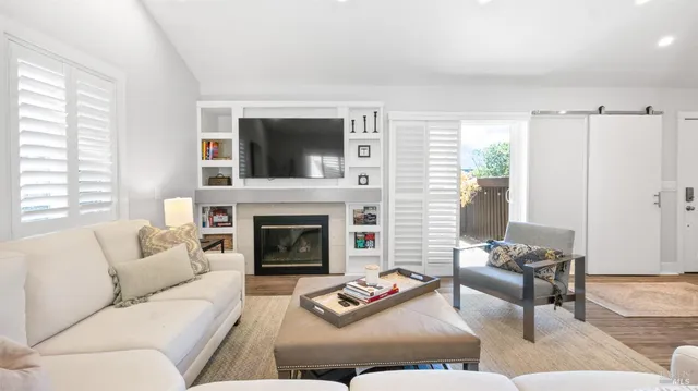 $689,900 | 2364 Clay Street, Napa, CA 94559