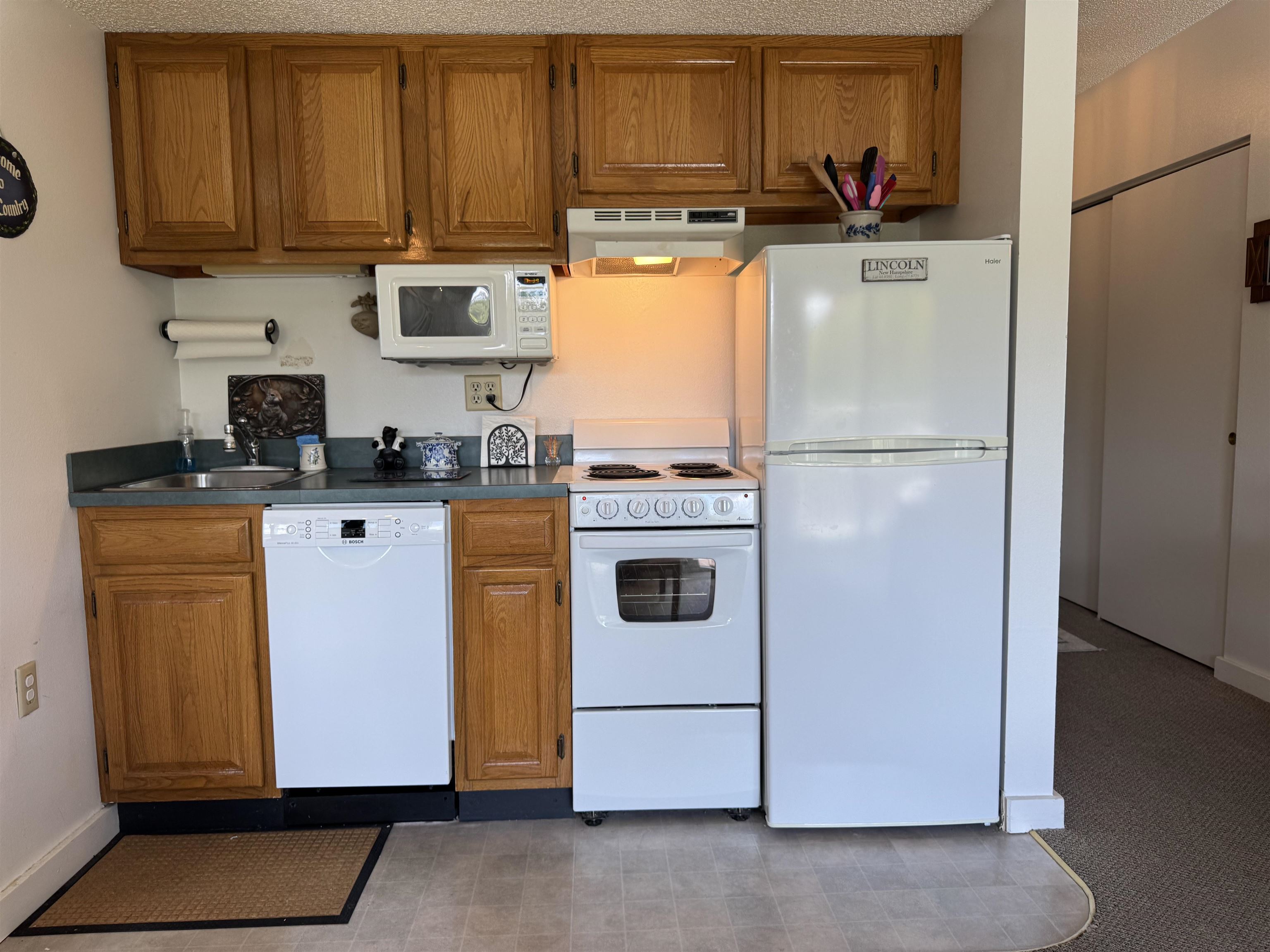 36 Lodge Road, Unit D102 Lincoln, NH 03251 - Photo 12 of 41 Gallery Image 12