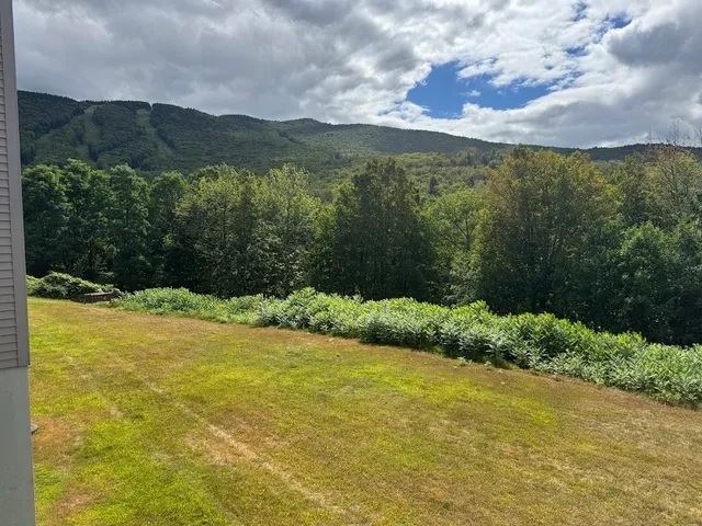 $275,000 | 36 Lodge Road, Unit D102, Lincoln, NH 03251