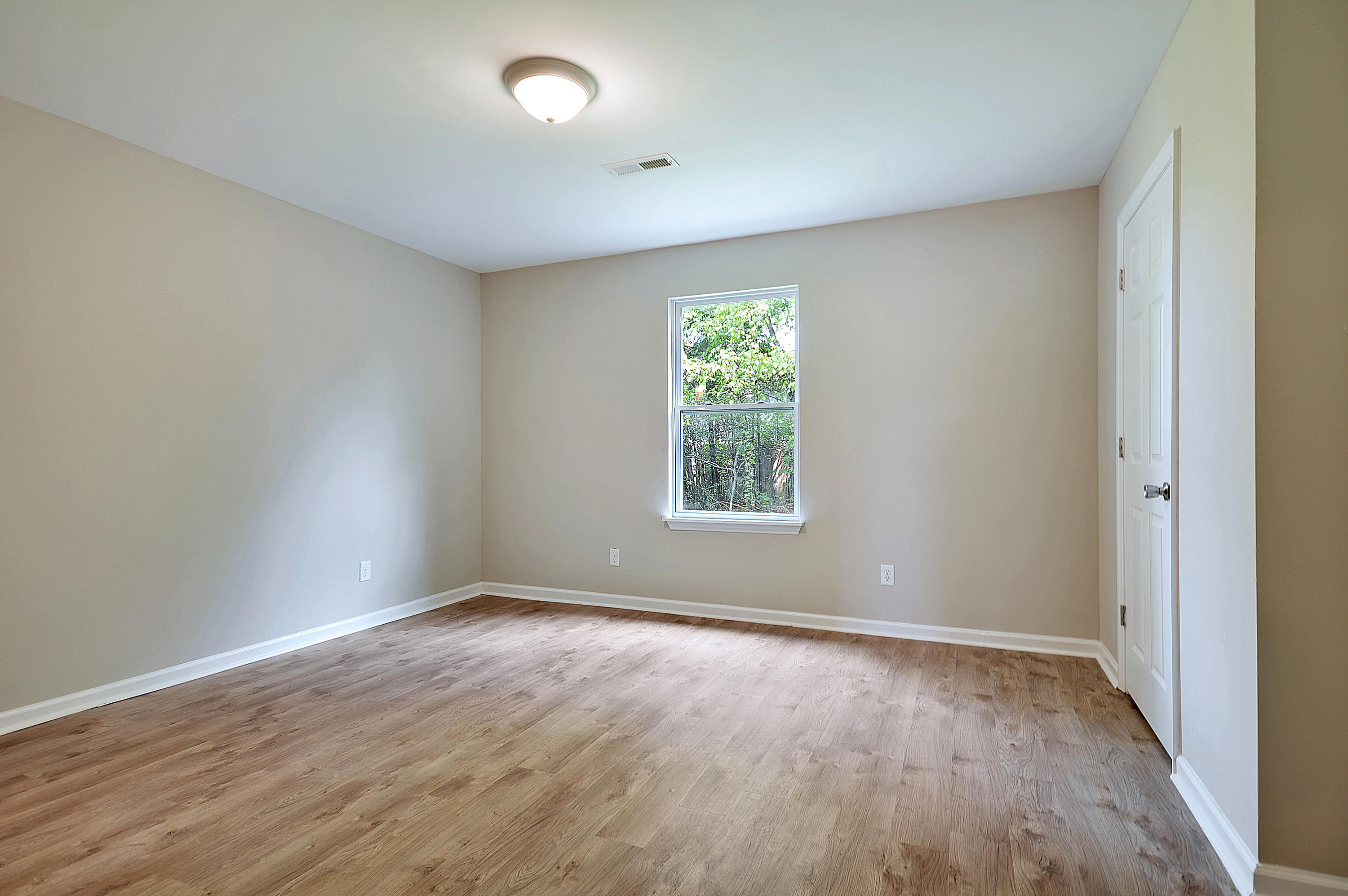 202 Miami Street, Unit B Ladson, SC 29456 - Photo 14 of 21 DSC_0373_DSC_0376 copy