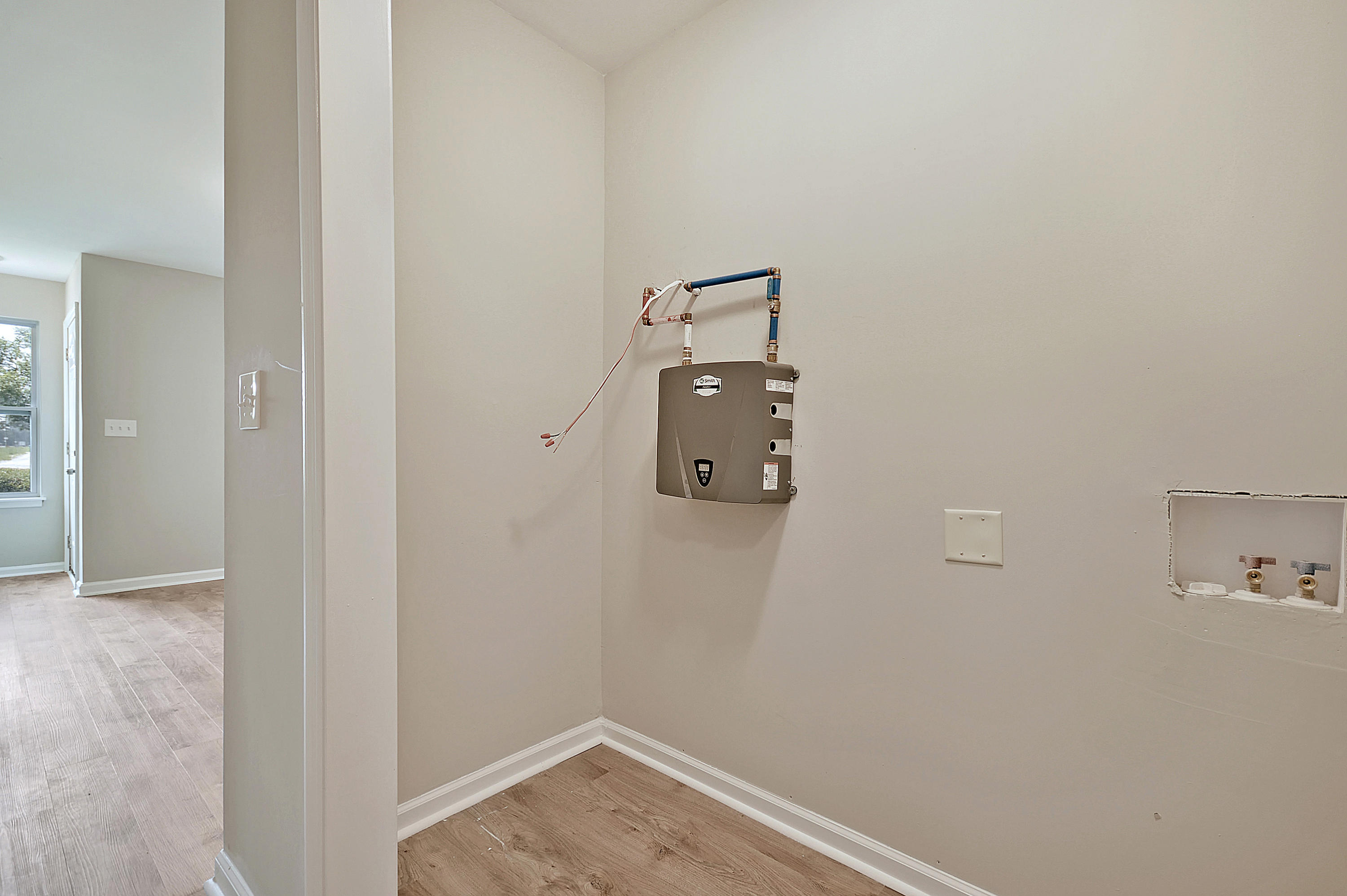 202 Miami Street, Unit B Ladson, SC 29456 - Photo 18 of 21 DSC_0345_DSC_0347 copy