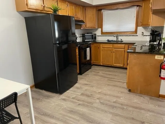 $2,590 | 234 Lee Street, Unit 1, Elmwood Park, NJ 07407