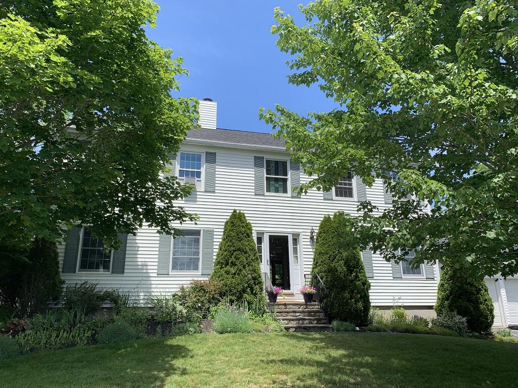 41 Ridge Road Waterville, ME 04901 - Photo 1 of 50 Front of House