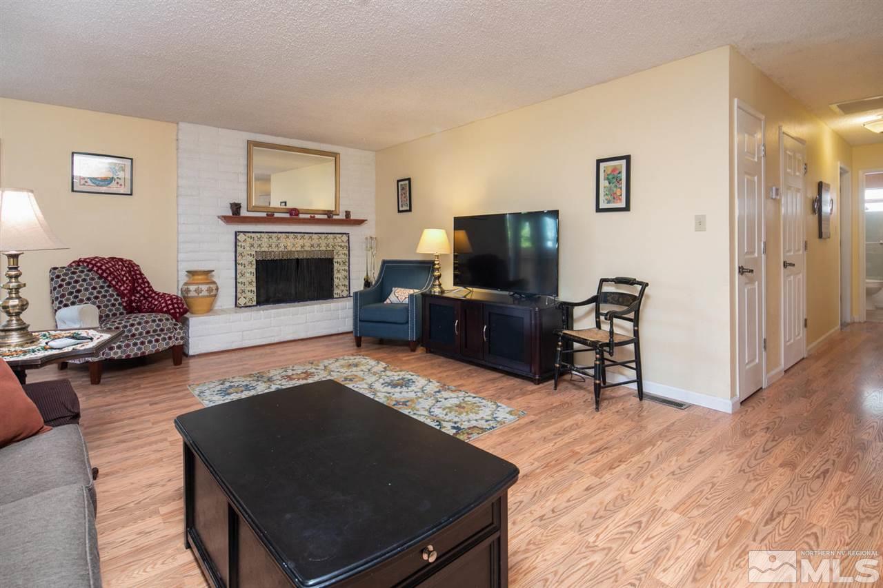 2070 Prince Way Reno, NV 89503 - Photo 4 of 26 Photo 4