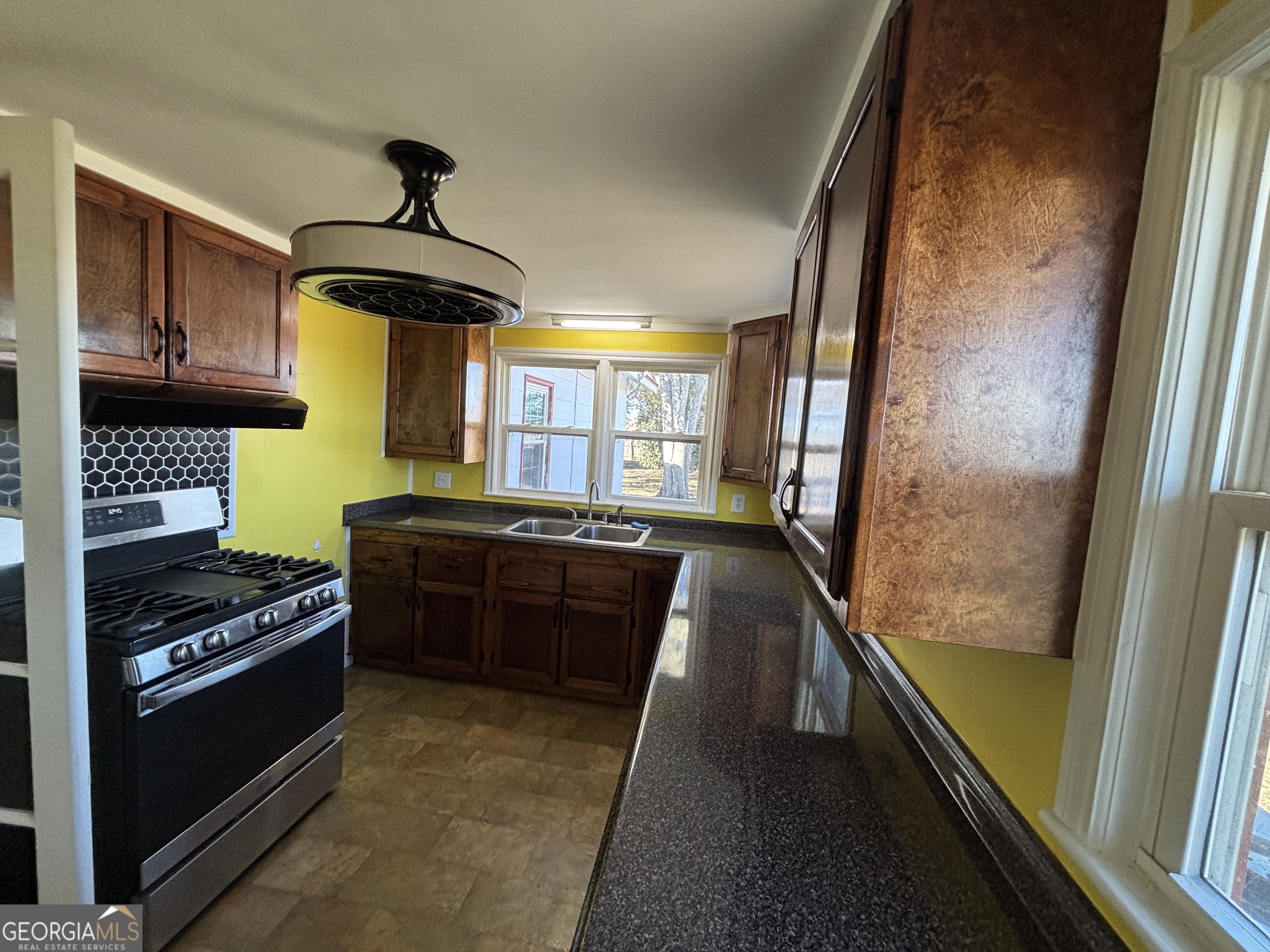 231 Barlow Road Cochran, GA 31014 - Photo 18 of 51