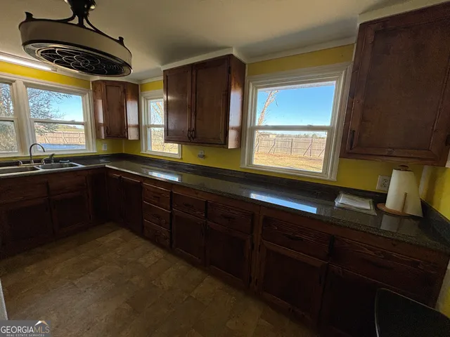 $185,000 | 231 Barlow Road, Cochran, GA 31014