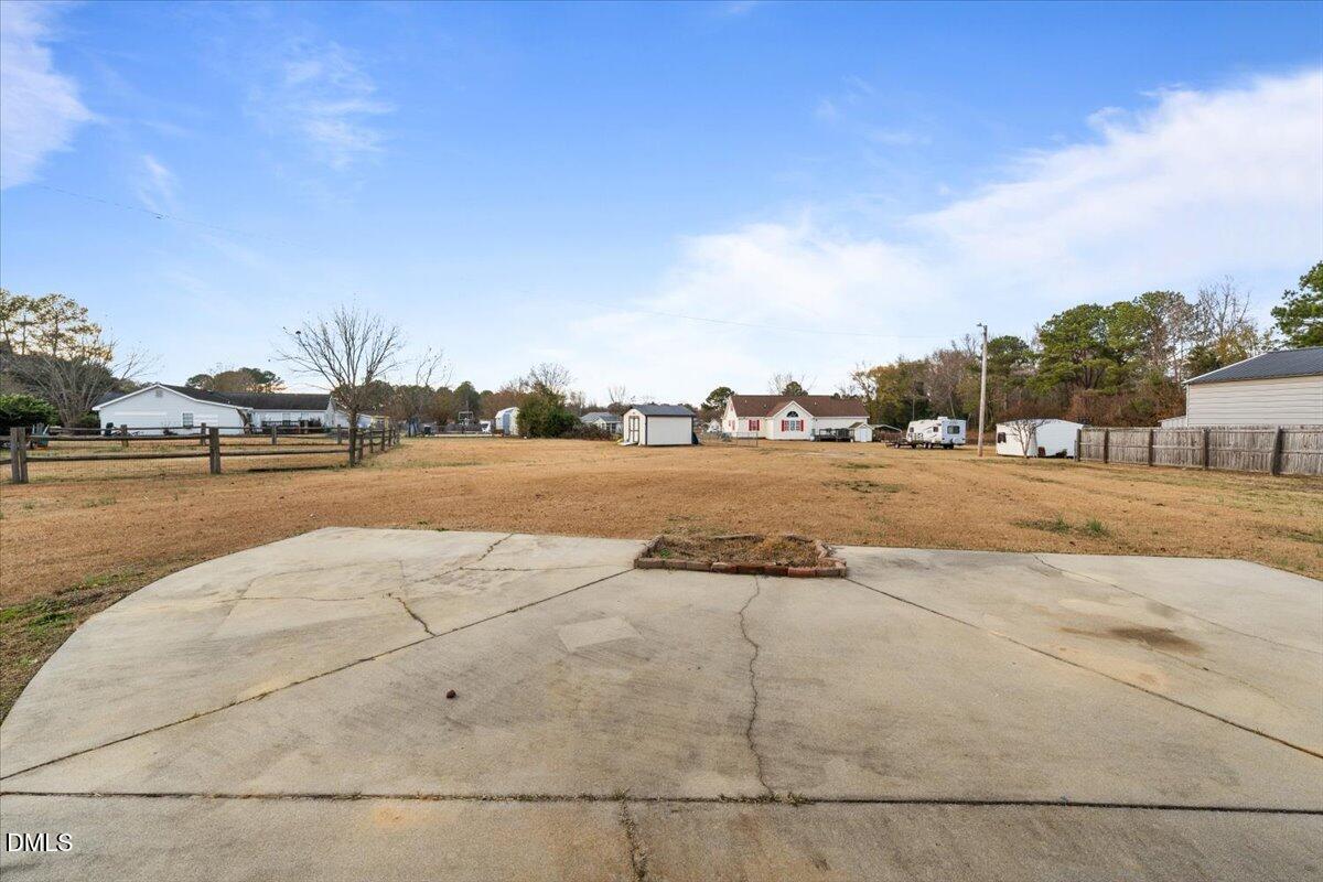 103 Plantation Road Rockingham, NC 28379 - Photo 28 of 32