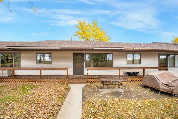 $158,000 | 381 Spruce Street, Paynesville, MN 56362