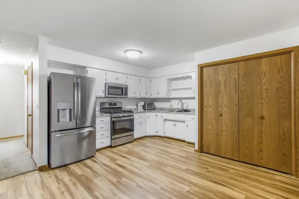 $158,000 | 381 Spruce Street, Paynesville, MN 56362