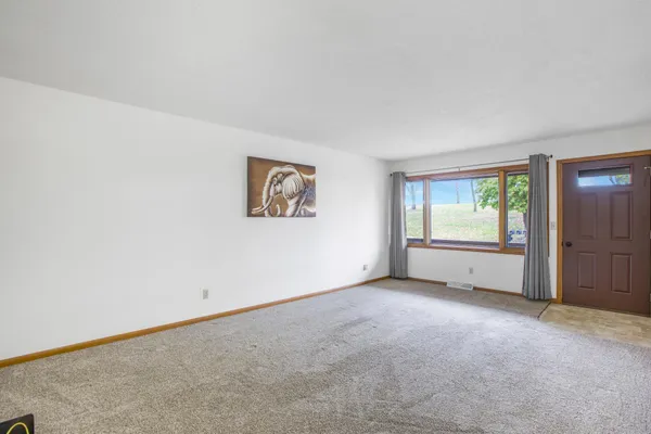 $158,000 | 381 Spruce Street, Paynesville, MN 56362