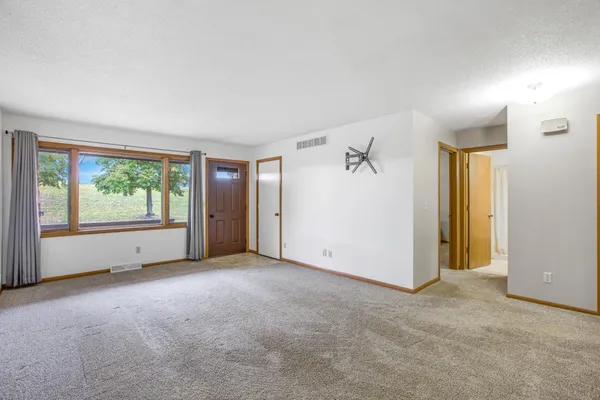 $158,000 | 381 Spruce Street, Paynesville, MN 56362