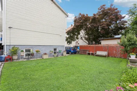 $950,000 | 148 Lincoln Avenue, New Rochelle, NY 10801