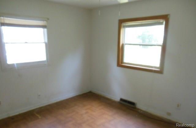 49930 Bog Road Belleville, MI 48111 - Photo 6 of 9 5.jpg