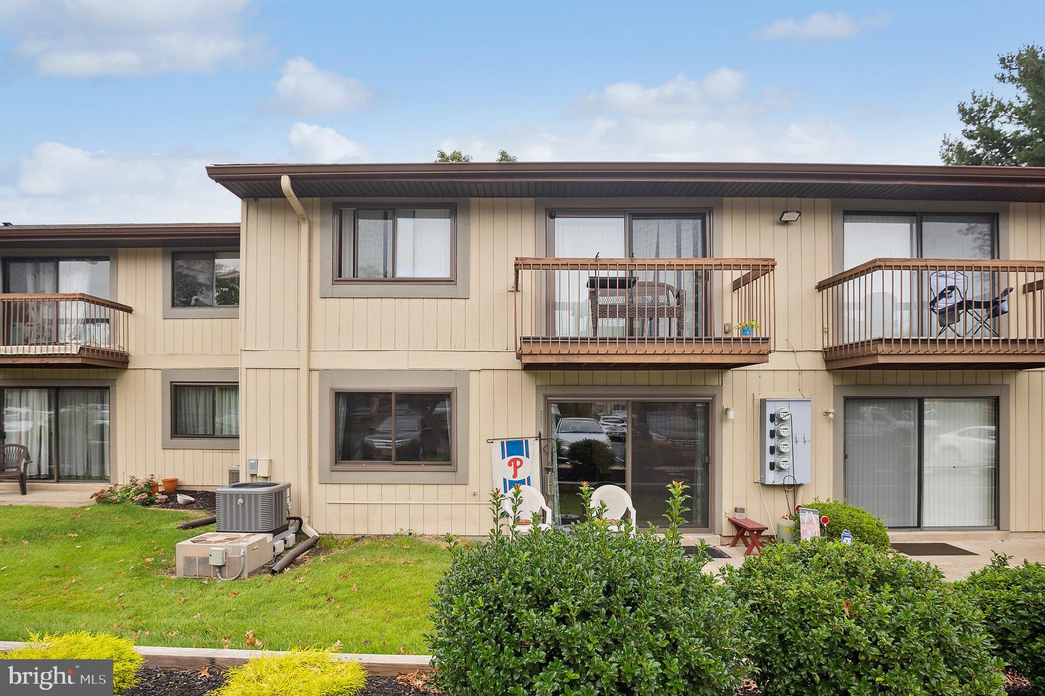 115 East Kings Highway, Unit 221 Maple Shade, NJ 08052 - Photo 3 of 19