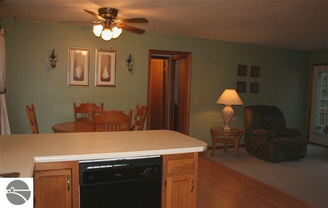 5735 Pratt Road Lake Ann, MI 49650 - Photo 9 of 25 1721994-8.JPG