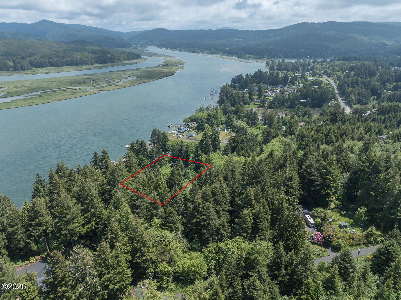 1200 East Alsea Highway Waldport, OR 97394 - Photo 16 of 18 Lines are approximate not exact