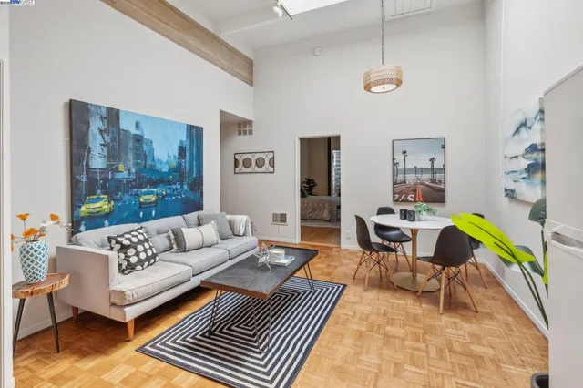 $644,000 | 2112 West Street, Unit 2, Oakland, CA 94612