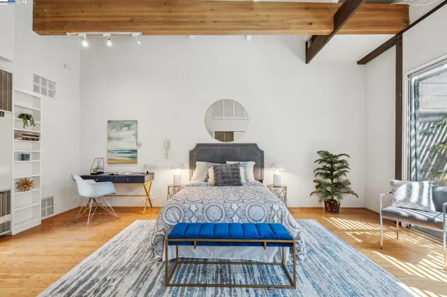 $644,000 | 2112 West Street, Unit 2, Oakland, CA 94612