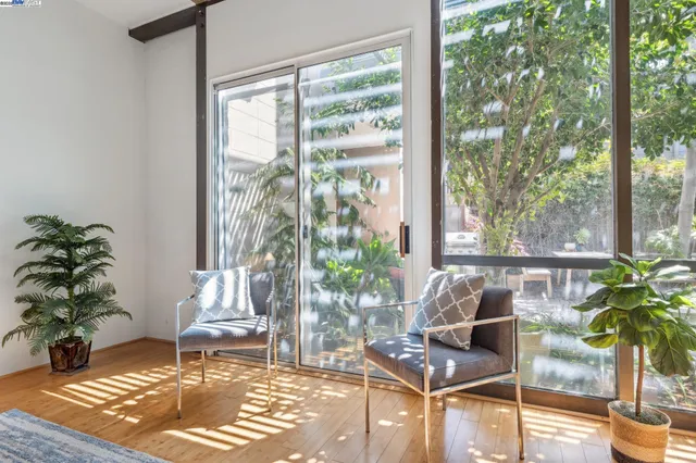 $644,000 | 2112 West Street, Unit 2, Oakland, CA 94612