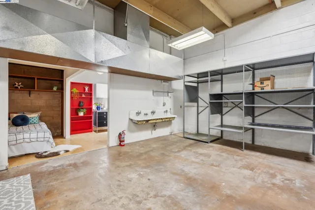 $644,000 | 2112 West Street, Unit 2, Oakland, CA 94612