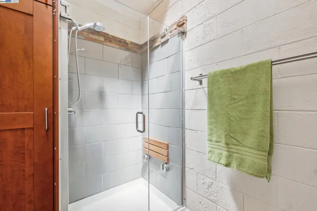 $644,000 | 2112 West Street, Unit 2, Oakland, CA 94612