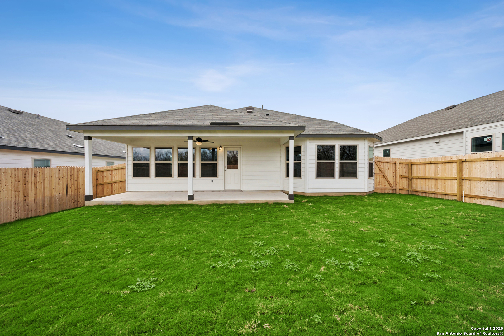 2825 Sun Bayou Seguin, TX 78155 - Photo 37 of 40 a house view with a garden space