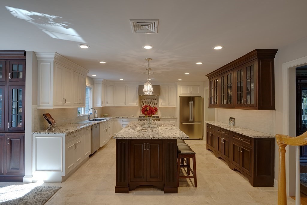 22 Sweeney Ridge Road Bedford, MA 01730 - Photo 4 of 41 Gallery Image 4