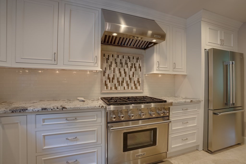 22 Sweeney Ridge Road Bedford, MA 01730 - Photo 8 of 41 Gallery Image 8