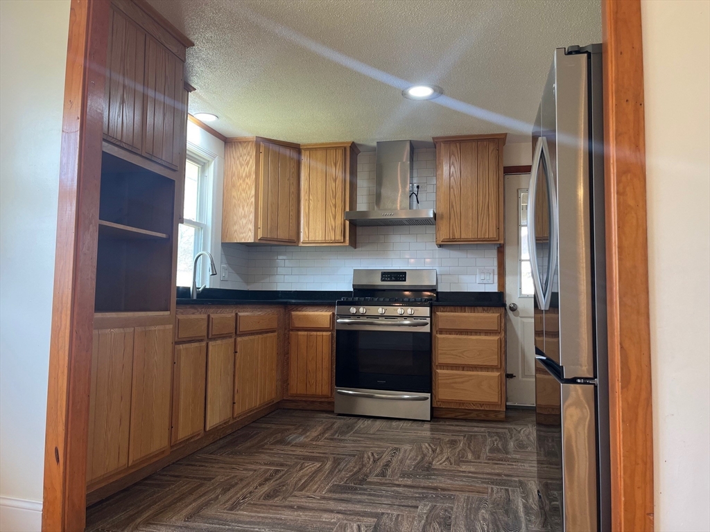 9 Trinity Drive Milford, MA 01757 - Photo 3 of 18