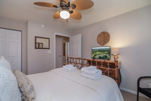 $320,000 | 719 Blue Stem Drive, Unit 68B, Pawleys Island, SC 29585