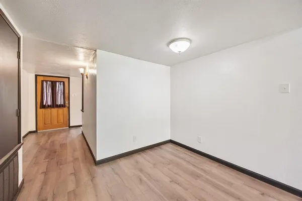 $2,100 | 729 Via Altos, Mesquite, TX 75150