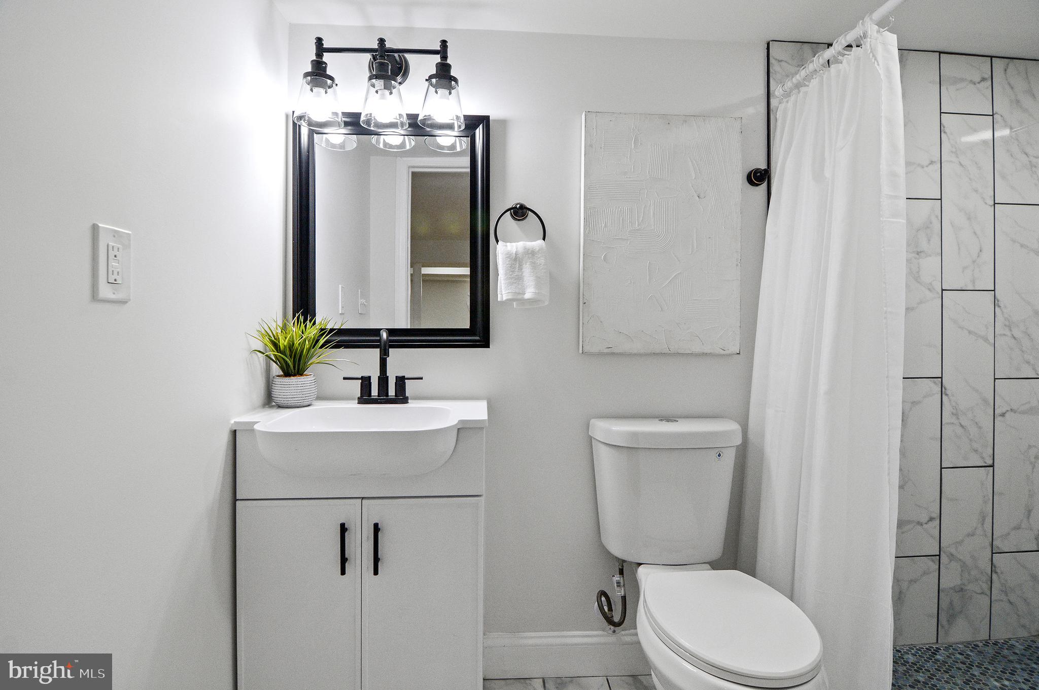 1717 Hartsdale Road Baltimore, MD 21239 - Photo 34 of 39