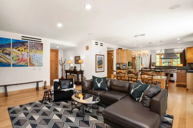 $1,999,000 | 109 Angani Way, Unit 11, Sun Valley, ID 83353