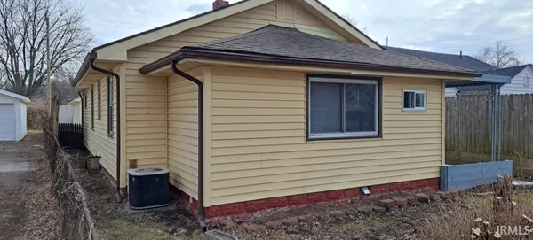 $114,900 | 907 West 14th Street, Muncie, IN 47302