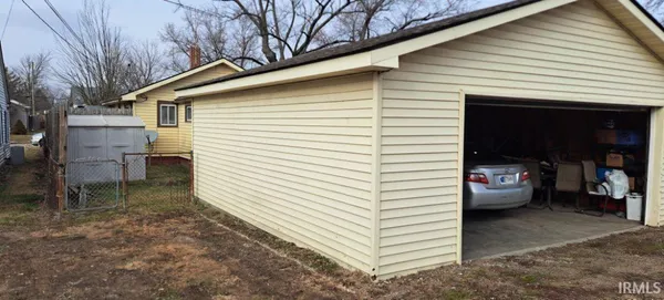 $114,900 | 907 West 14th Street, Muncie, IN 47302