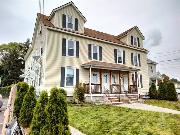 $3,000 | 26 Exeter Street, Unit 26, Lowell, MA 01850